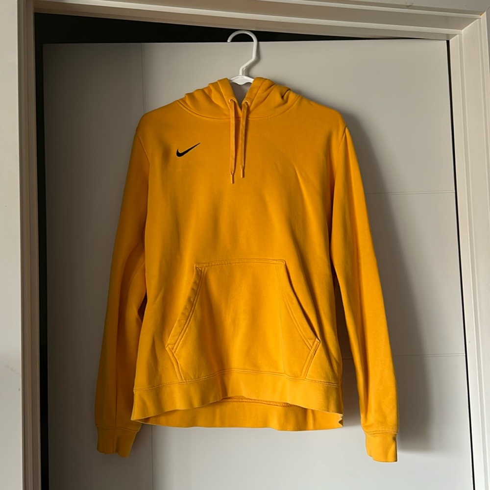 XL yellow Nike hoodie